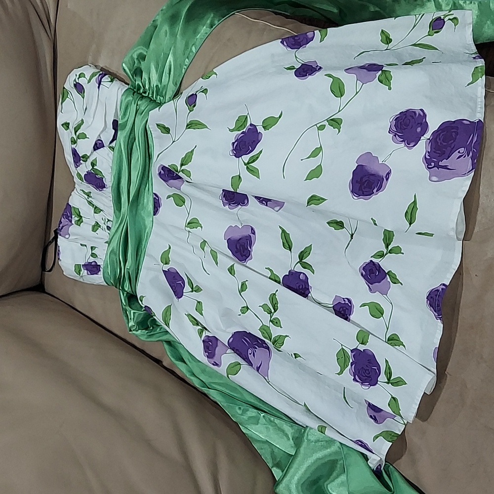 Love tease white purple flower sweetheart neck strapless dress green tie back 3